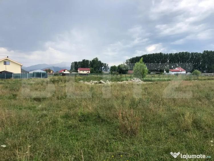 Teren de 500 mp, în Central