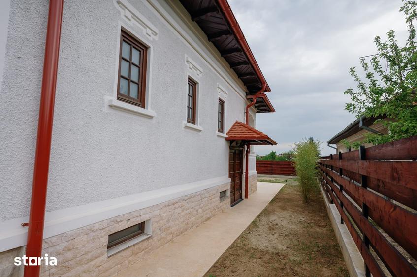 Casă cu 4 camere cu Teren 600 Mp în Ștefănești
