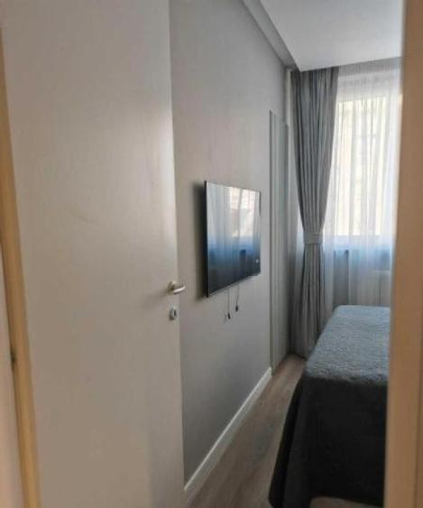 Apartament cu 2 camere, mobilat în Universitate