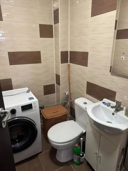 Apartament cu 3 camere decomandat în Iosia
