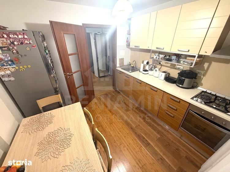 Apartament cu 3 camere decomandat în Brazda lui Novac