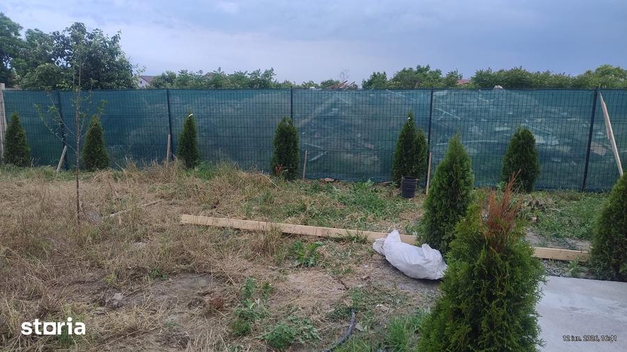 Casă cu 4 camere cu Teren 200 Mp în Lumina