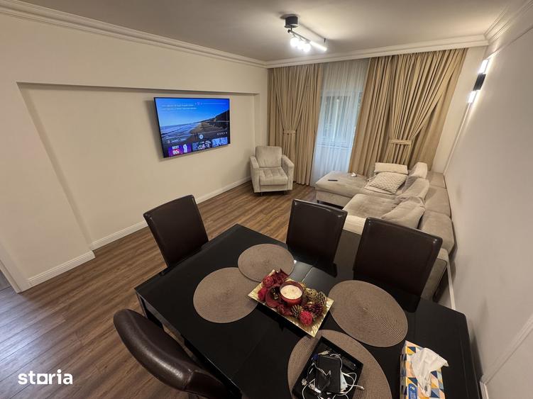 Apartament cu 3 camere decomandat, mobilat în Faleza Nord