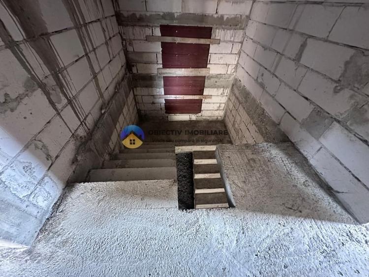 Casă individuală cu 5 camere cu Teren 1688 Mp în Pângărăcior