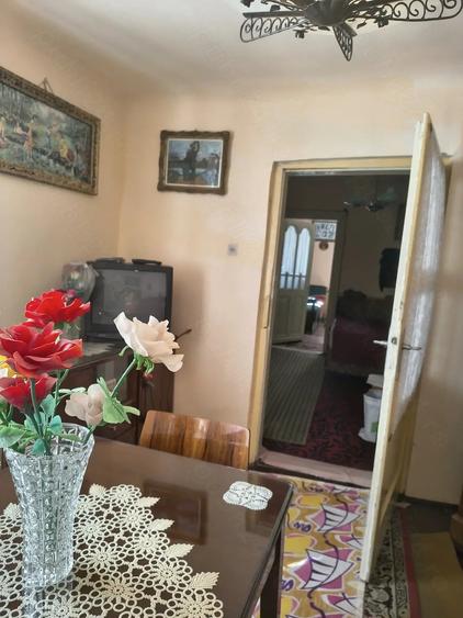 Casă cu 2 camere cu Teren 130 Mp în Ana Ipătescu