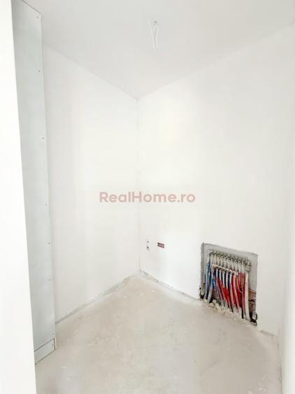 Apartament cu 4 camere decomandat în 1 Decembrie 1918