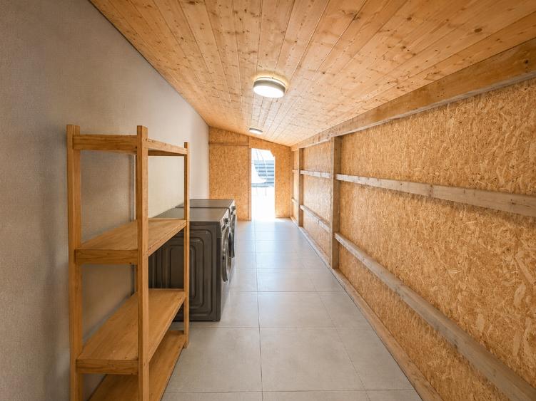 Casă individuală cu 4 camere cu Canalizare în Izvorani