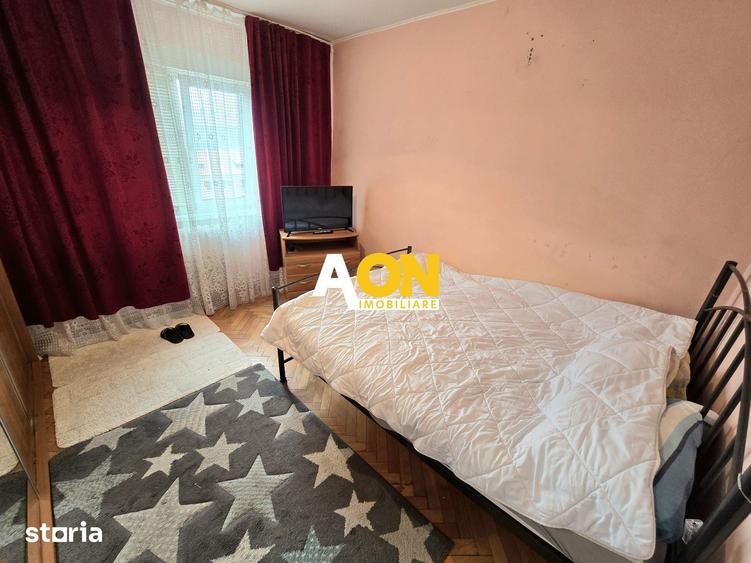 Apartament cu 3 camere decomandat în Central