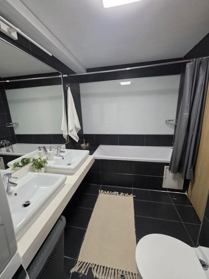 Apartament cu 3 camere decomandat, mobilat în Pipera