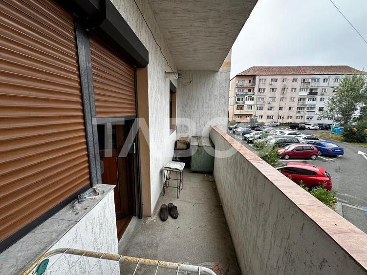 Apartament cu 2 camere decomandat în Calea Dumbrăvii