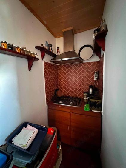 De vanzare apartament cu 3 camere si 2 bai, mobilat si utilat, zona centrala, Pret 49900euro - 12