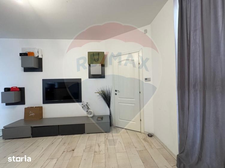 Apartament cu 3 camere în Funcționarilor
