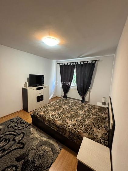 Inchiriez apartament cu o camera
