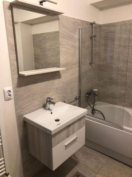 Apartament cu 2 camere decomandat în Exterior Vest