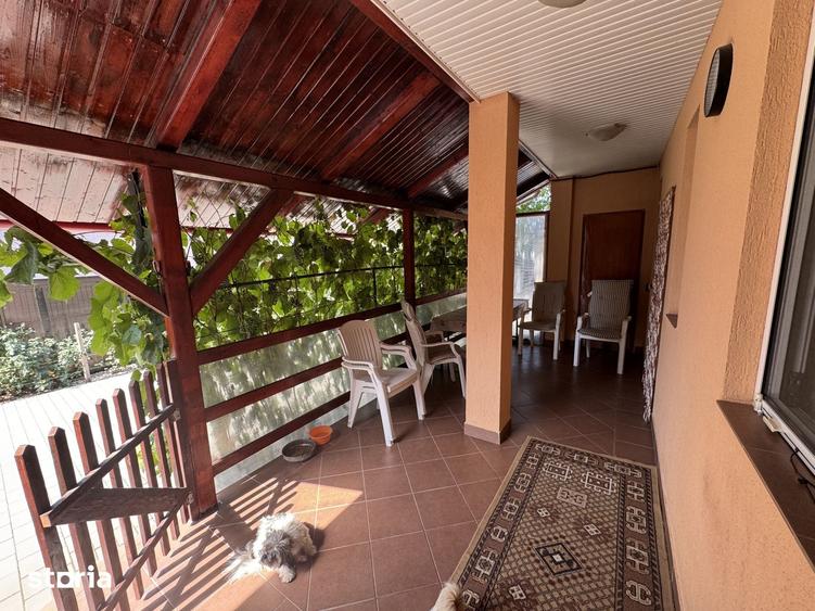 Casă cu 3 camere cu Teren 1483 Mp în Moftin