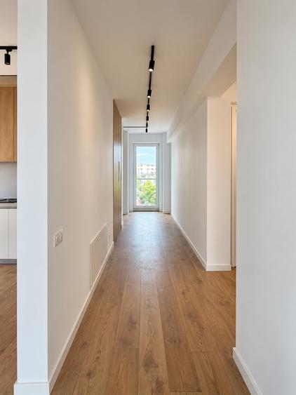 Apartament cu 3 camere decomandat, mobilat în Dacia