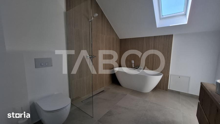 Casă cu 4 camere cu Teren 360 Mp în Șura Mică