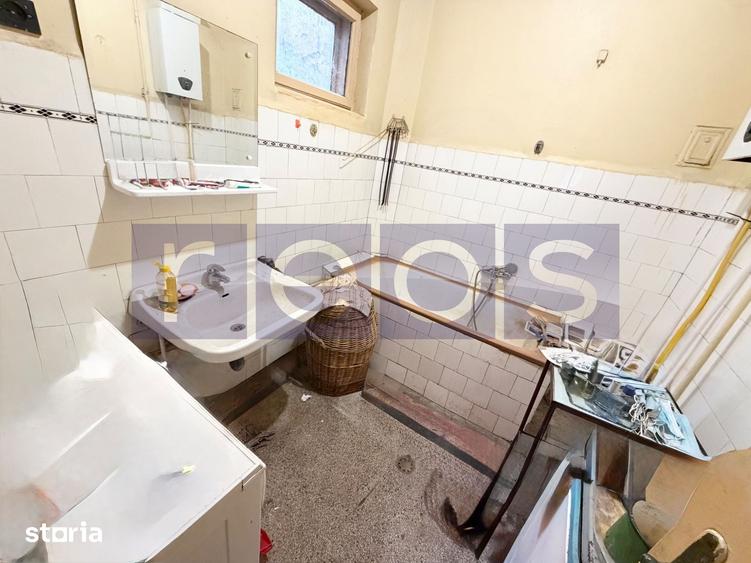 Apartament cu 3 camere în Centrul Civic