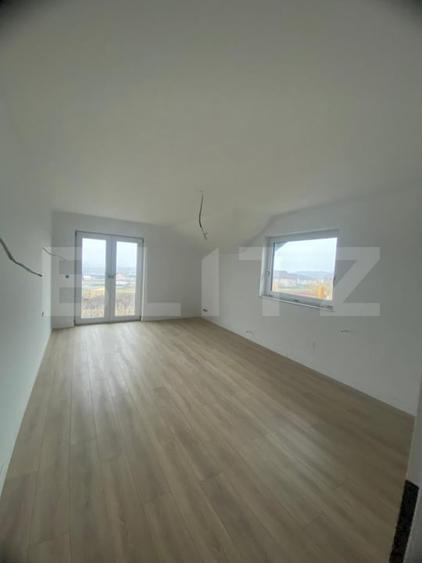 Casă individuală cu 5 camere cu Teren 963 Mp în Bosanci