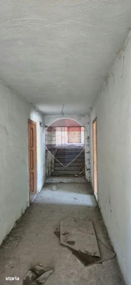 Spațiu comercial, de 1,100 mp, în Central