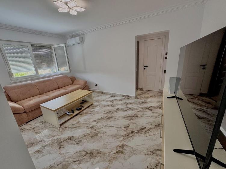 Vand Apartament 2 camere,RENOVAT COMPLET! - 2