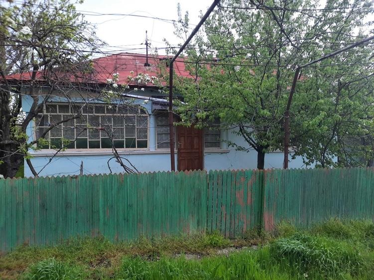 Casă cu 2 camere în Ștefănești