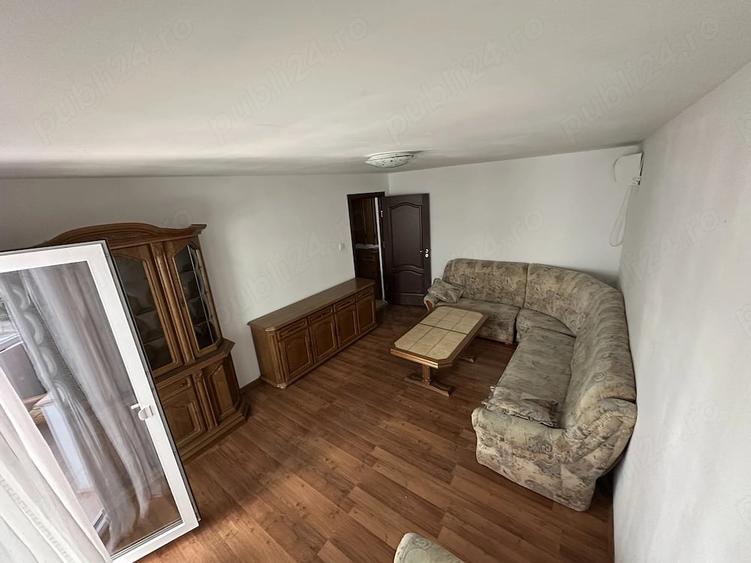 Apartament cu 2 camere decomandat în Gară