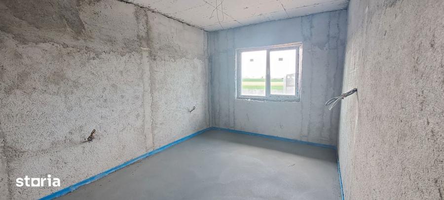Casă cu 4 camere cu Teren 421 Mp în Dragomirești-Vale