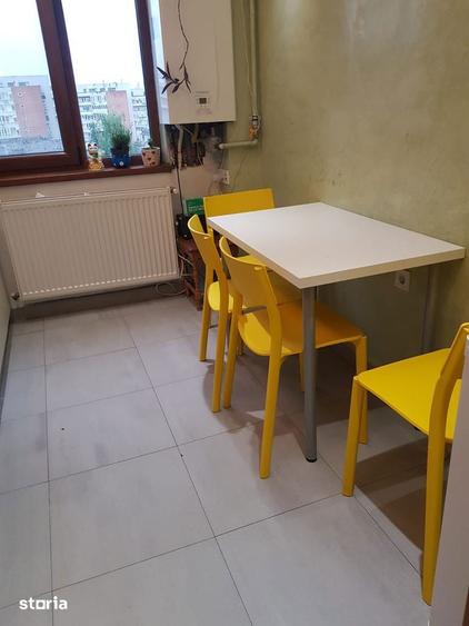 Apartament cu 2 camere în Tractorul