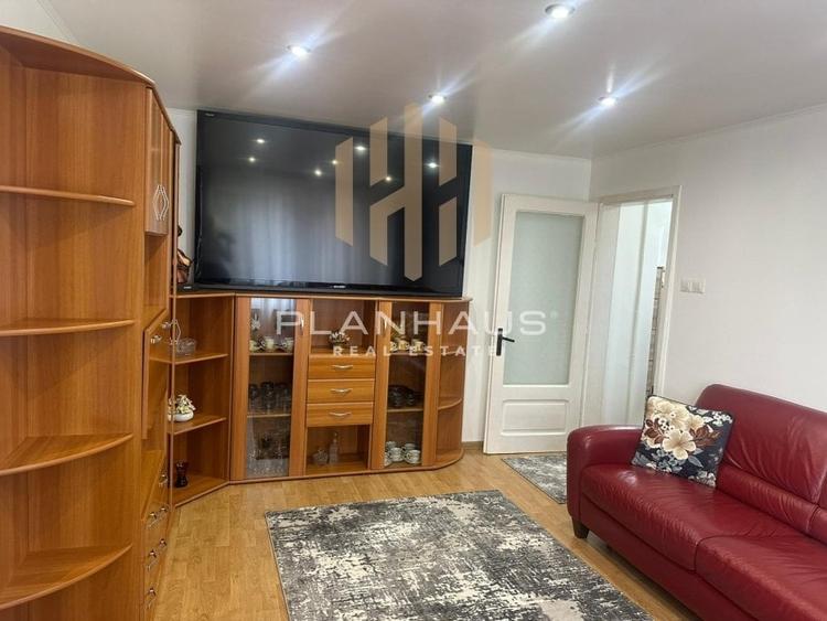 Apartament cu 4 camere decomandat, mobilat în Vasile Alecsandri