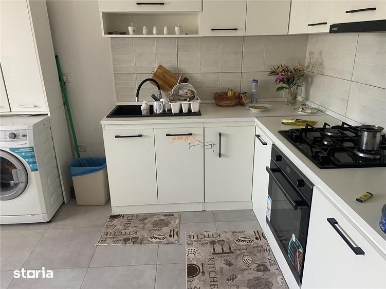 Casă cu 4 camere cu Teren 913 Mp în Vânători