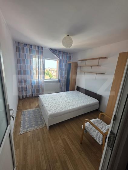 Apartament cu 2 camere decomandat, mobilat în Florilor