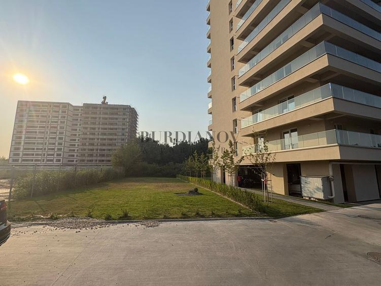 Apartament cu 3 camere decomandat în Lacul Morii