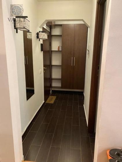 Apartament cu 2 camere decomandat, mobilat în P-ța Reșița
