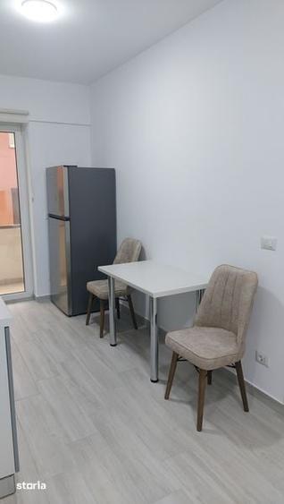Inchiriez garsoniera in bloc nou, strada Lupeni nr 9 - 6