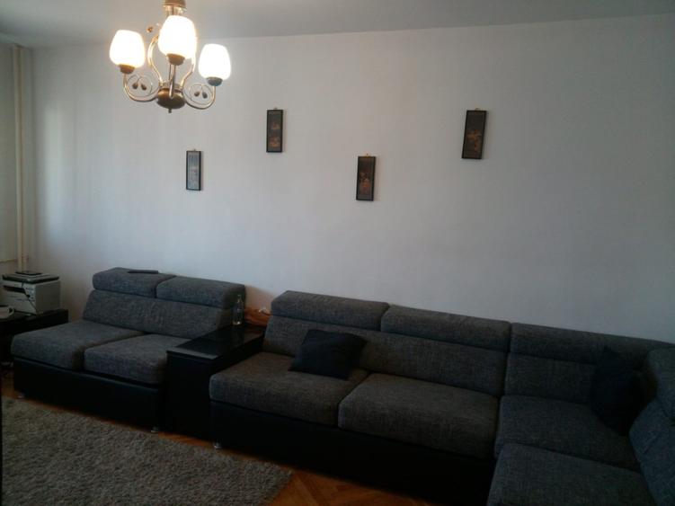 Închiriez apartament 3 camere - 3