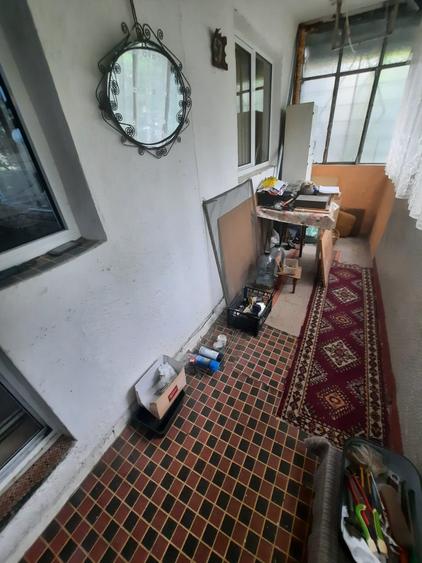 Apartament cu 3 camere decomandat în Oancea