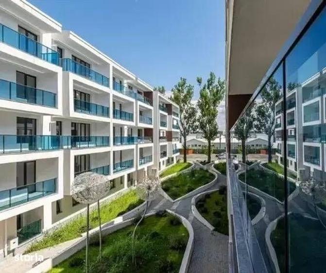 Apartament cu 3 camere decomandat în Odăile