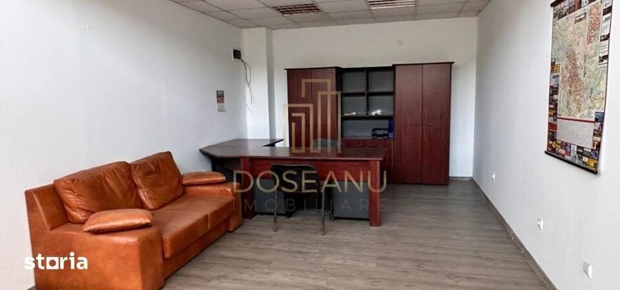 Spațiu comercial, de 350 mp, în Oșorhei