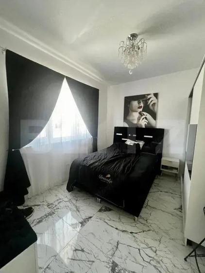 Casă cu 5 camere cu Teren 373 Mp în Central