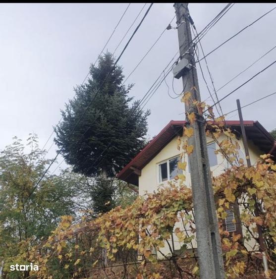Casă cu 2 camere cu Teren 1500 Mp în Cornu