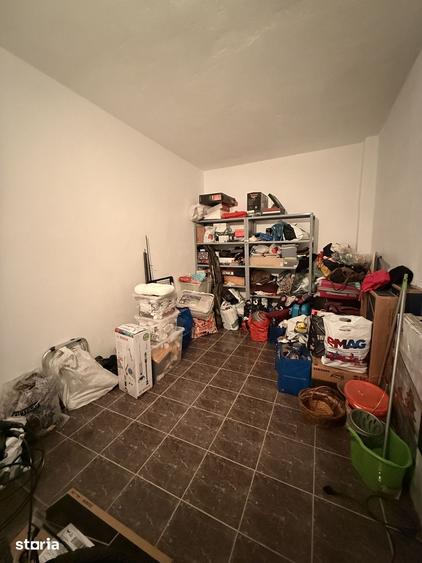 Apartament cu 4 camere, mobilat în Central