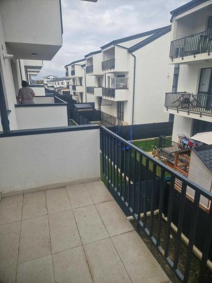 Apartament cu 2 camere decomandat în Sânpetru