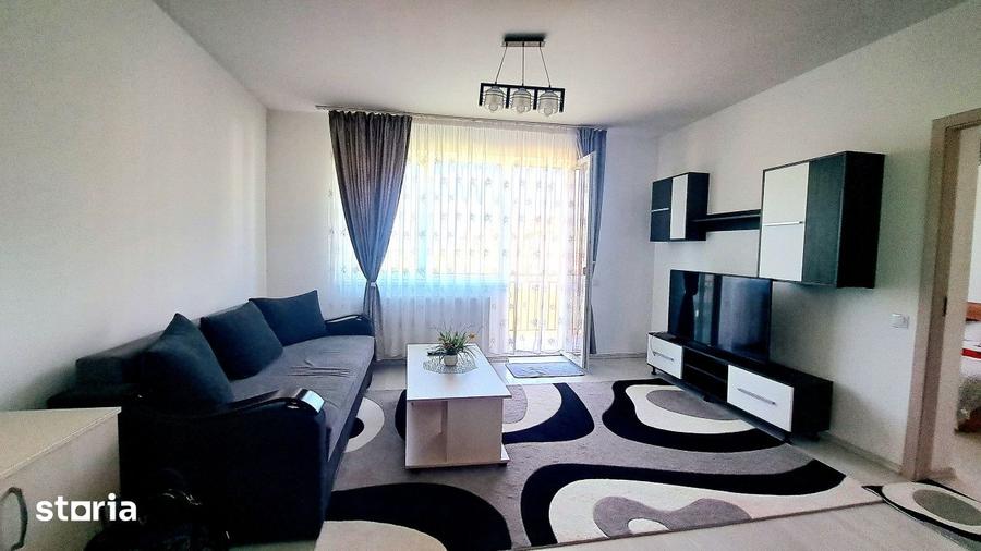 Apartament cu 3 camere, mobilat în Florești