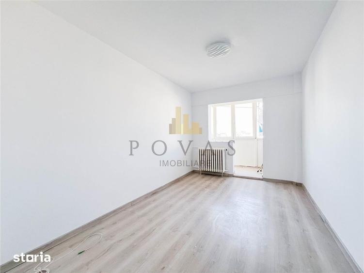 Apartament cu 3 camere decomandat în Obor