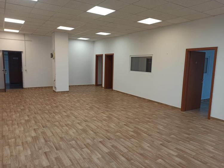 Birou, de 1,000 mp, în Rahova