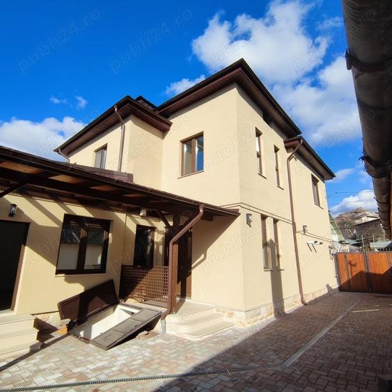Casă cu 6 camere în Turda