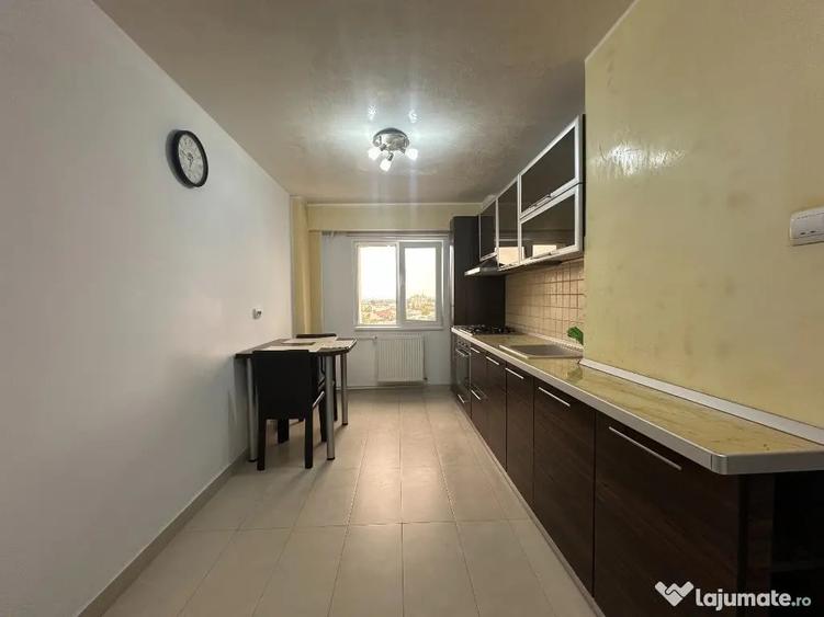 Apartament cu 2 camere decomandat în Republicii