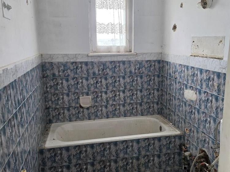 Apartament cu 2 camere semidecomandat în Fălticeni