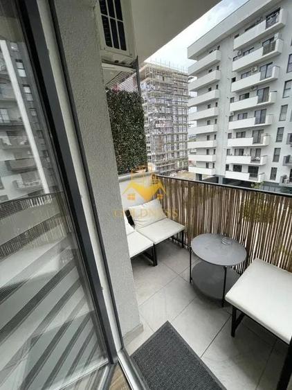 Apartament cu 2 camere, mobilat în Bulgaria
